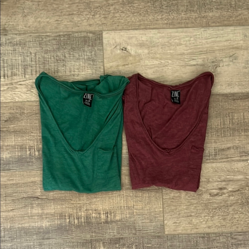 Zine Clothing Fitted Short Sleeve Tees Green and Red